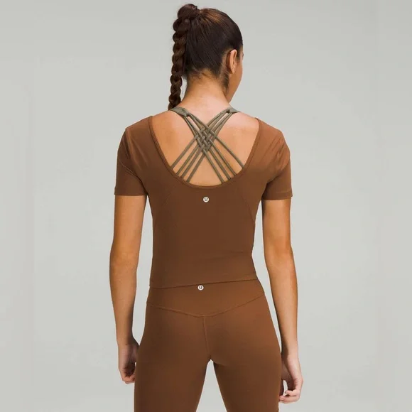 Lululemon Align T-Shirt
Roasted Brown light brown neutral v neck crop fit - Picture 4 of 9